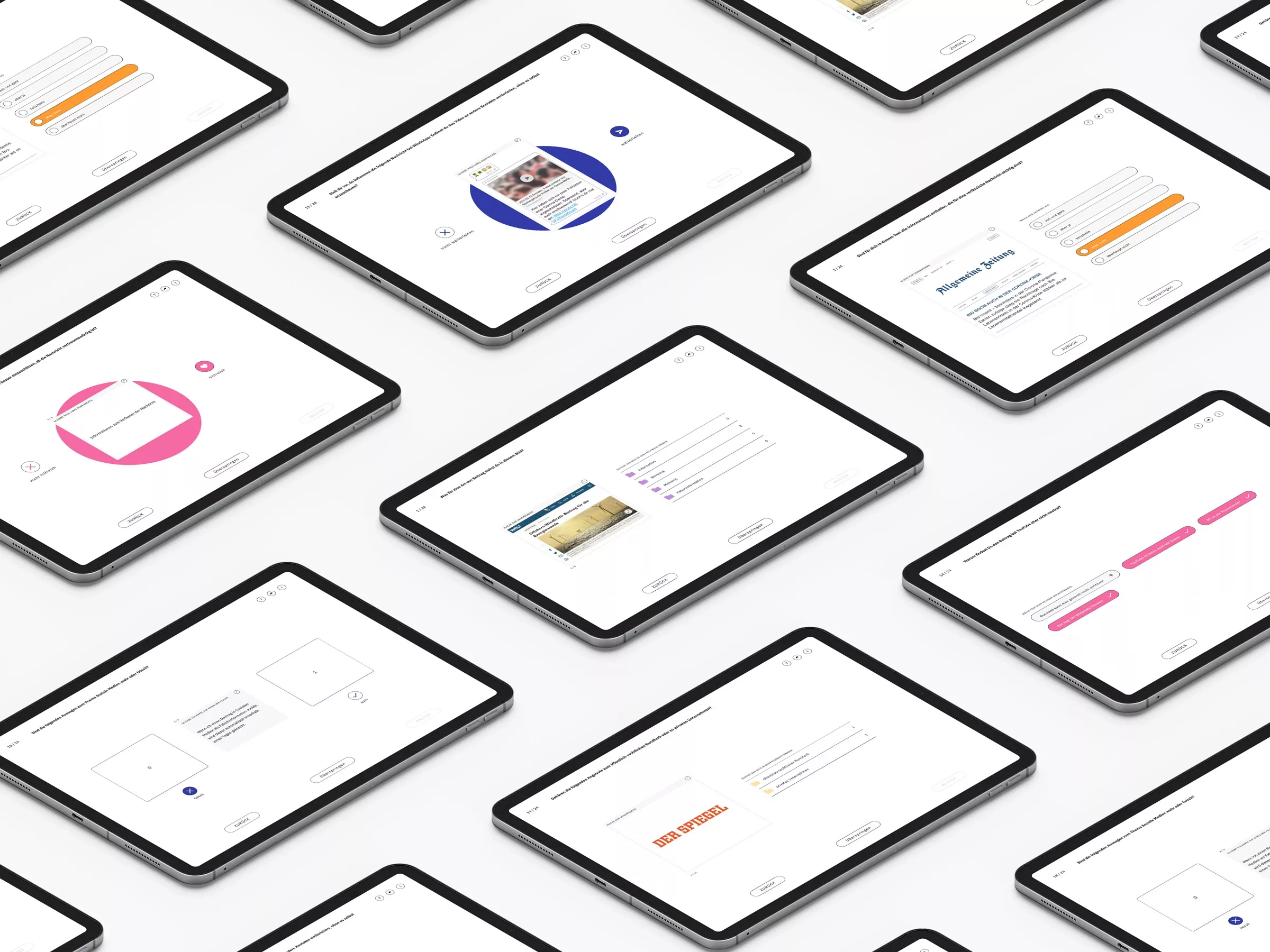 Mehrere Tablets in schräger Anordnung mit unterschiedlichen Ansichten des Newstests, darunter Infografiken, Textmodule und Interaktions-Elemente