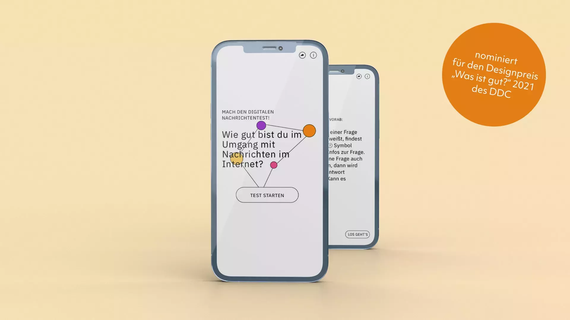 Smartphones mit dem Startscreen des Newstest – Inhalt des Screens: \