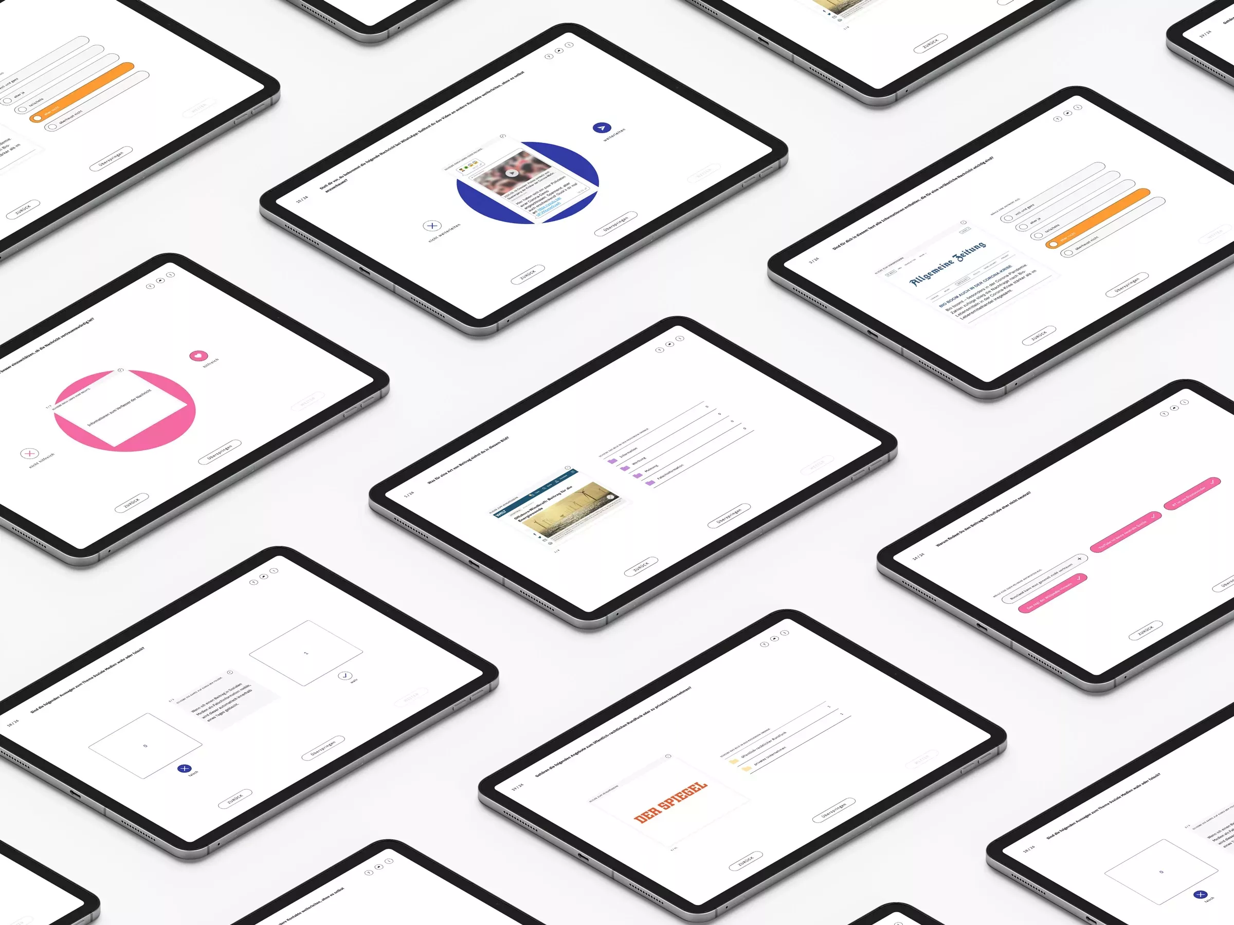 Mehrere Tablets in schräger Anordnung mit unterschiedlichen Ansichten des Newstests, darunter Infografiken, Textmodule und Interaktions-Elemente