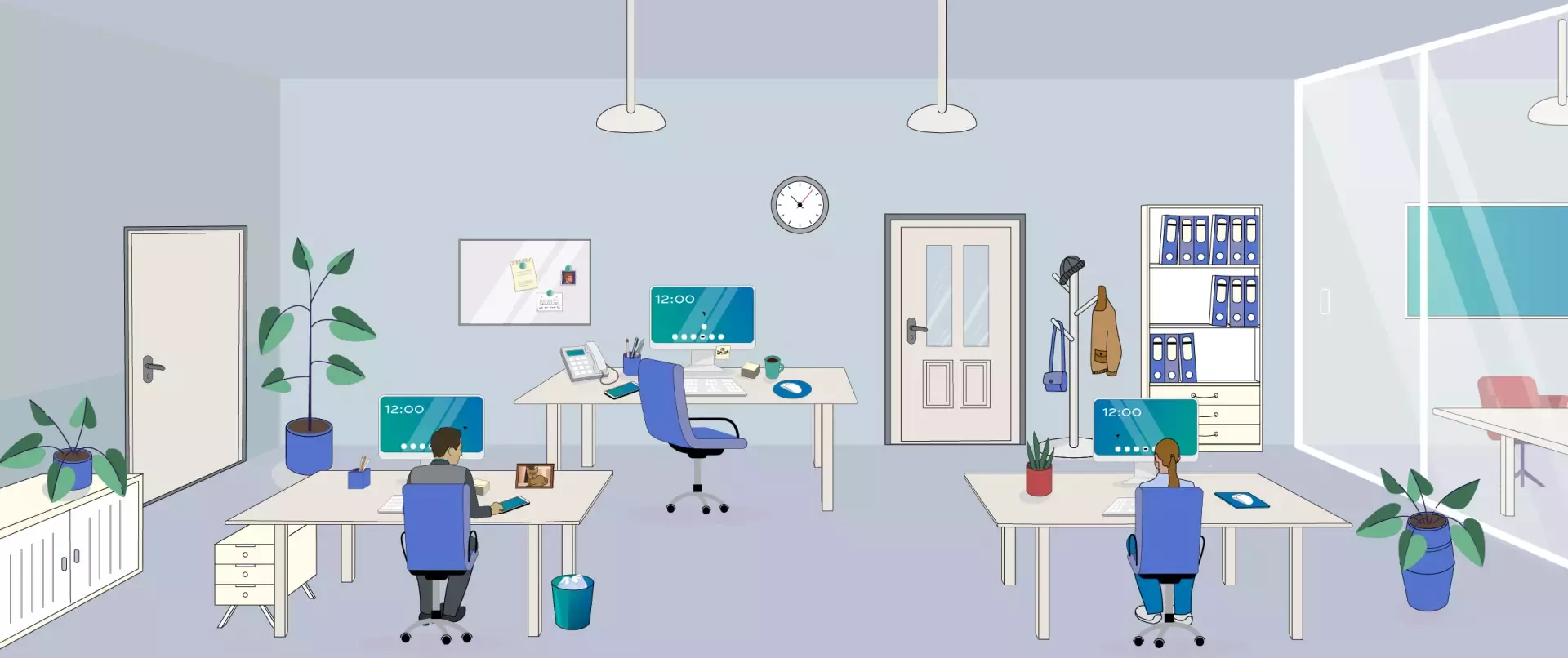 Illustration einer Szene in der Webanwendung: Weitwinkel-Ansicht eines offenen, modern eingerichteten Großraumbüros mit mehreren Arbeitsplätzen mit Computern, Pflanzen, einer Uhr, Regalenund einem Whiteboard. Die Szene wirkt ruhig und aufgeräumt und bildet den Hintergrund für verschiedene interaktive Stationen in der Webanwendung